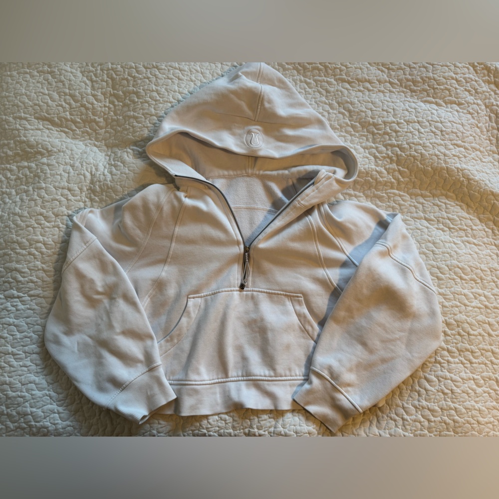 Lululemon Scuba Oversized Half-Zip Hoodie, color white, size M/L.